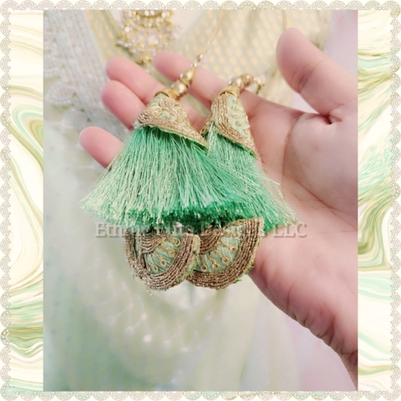 New boutique Sabyasachi inspired Lehenga Choli- Georgette Lehenga-blouse… - Picture 10 of 10